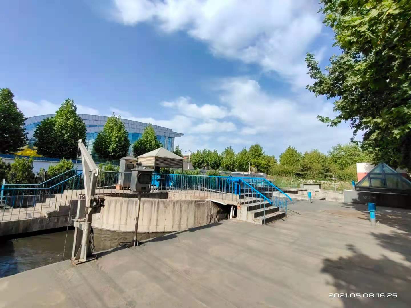 1620990081357867.jpg 098baa34b422dd0921da73d7ab6e105.jpg